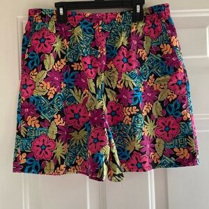 Vintage Women’s  Floral Elastic-Waist Shorts in Pink & Multicolor